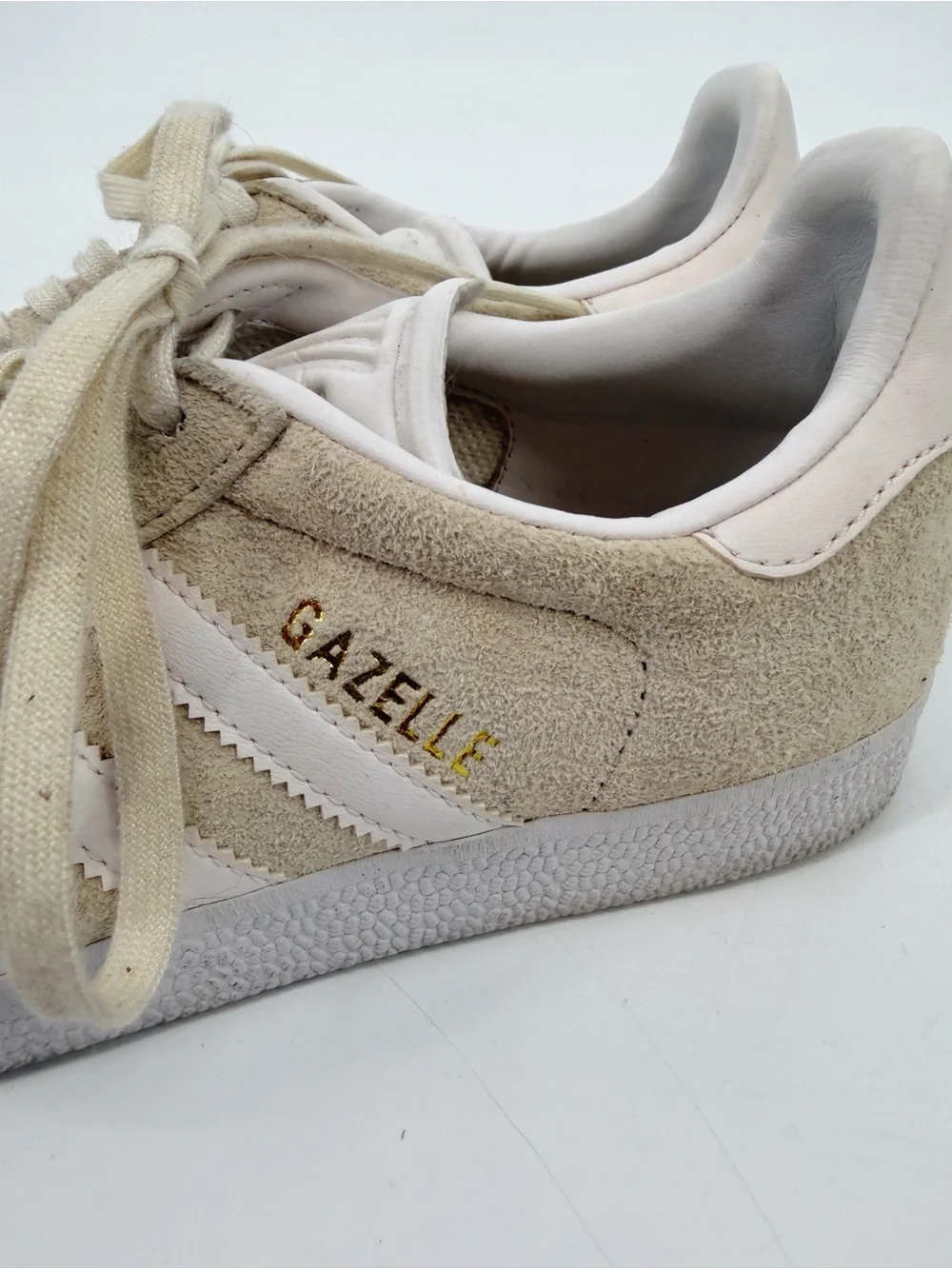 Adidas Gazelle Cream Suede Sneakers Size 5.5